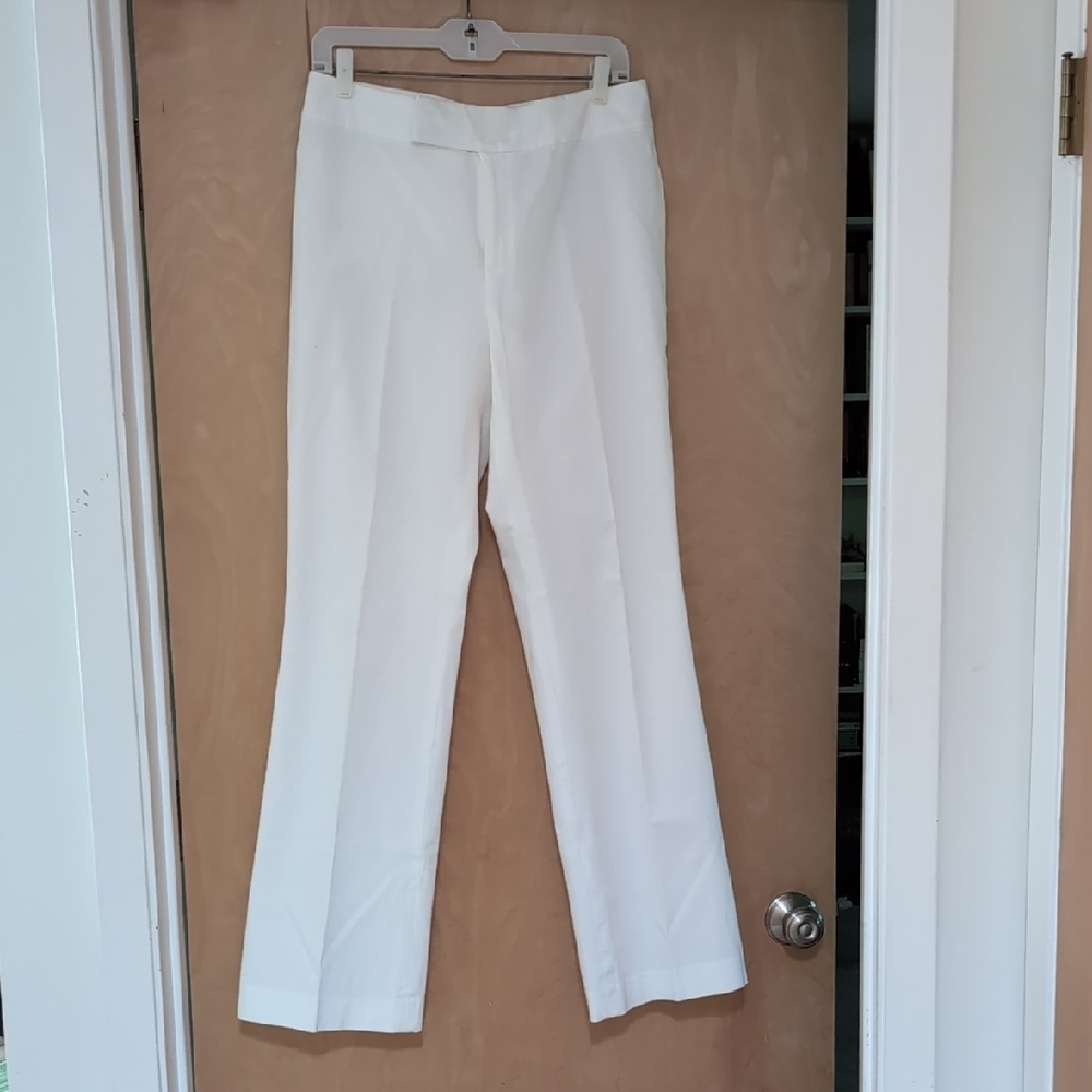 Banana Republic White Flare Pants with Boot Cut Elegance